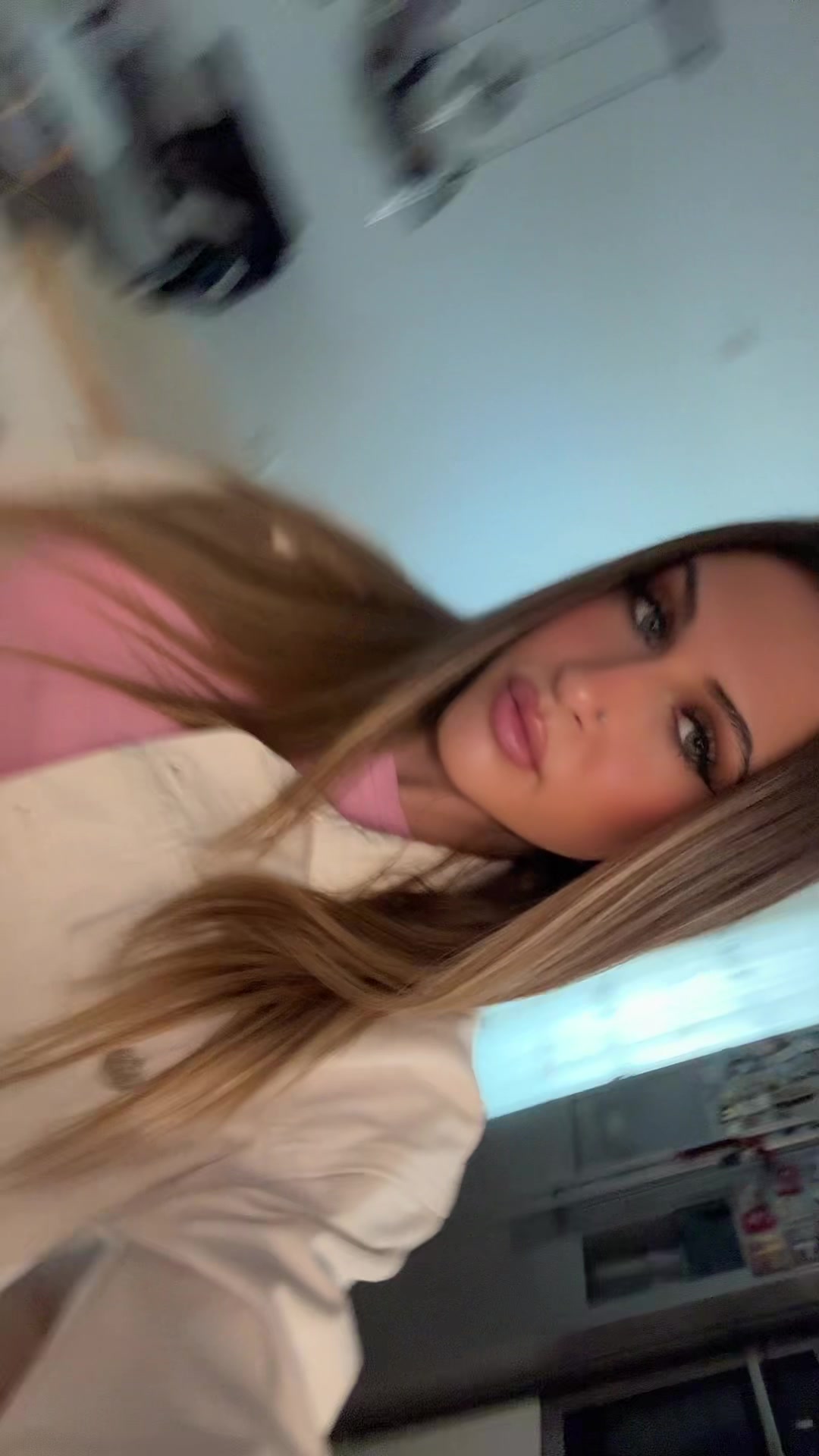 @𝓚𝓮𝓮𝓵𝓵𝔂𝔂