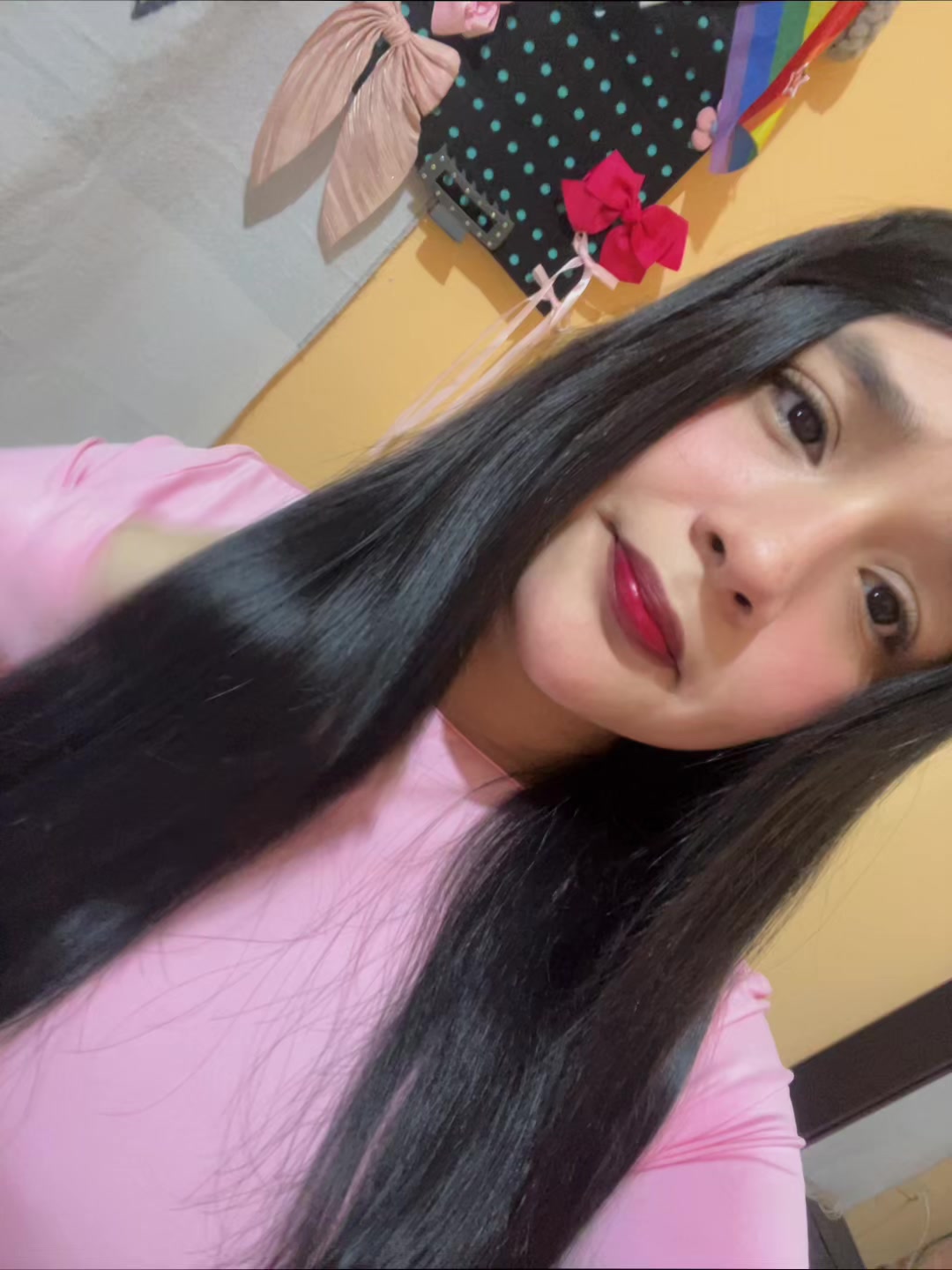 @lizlives._