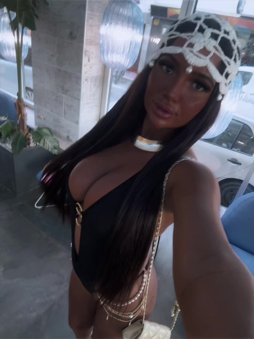 @macybrookezz