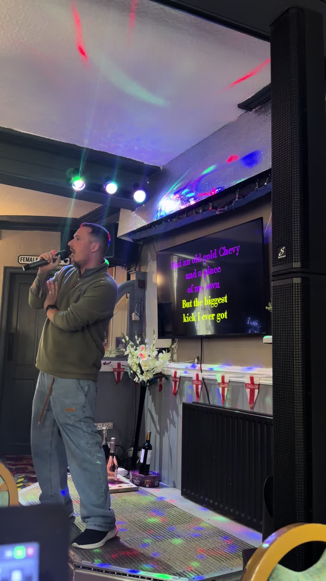 @Aiden&rsquo;s Karaoke 🎤 🎵