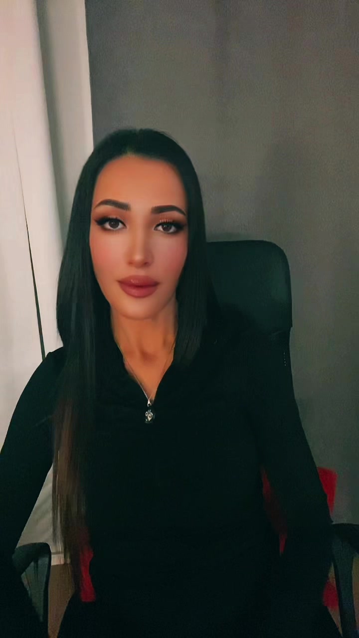 @ILeana Khan