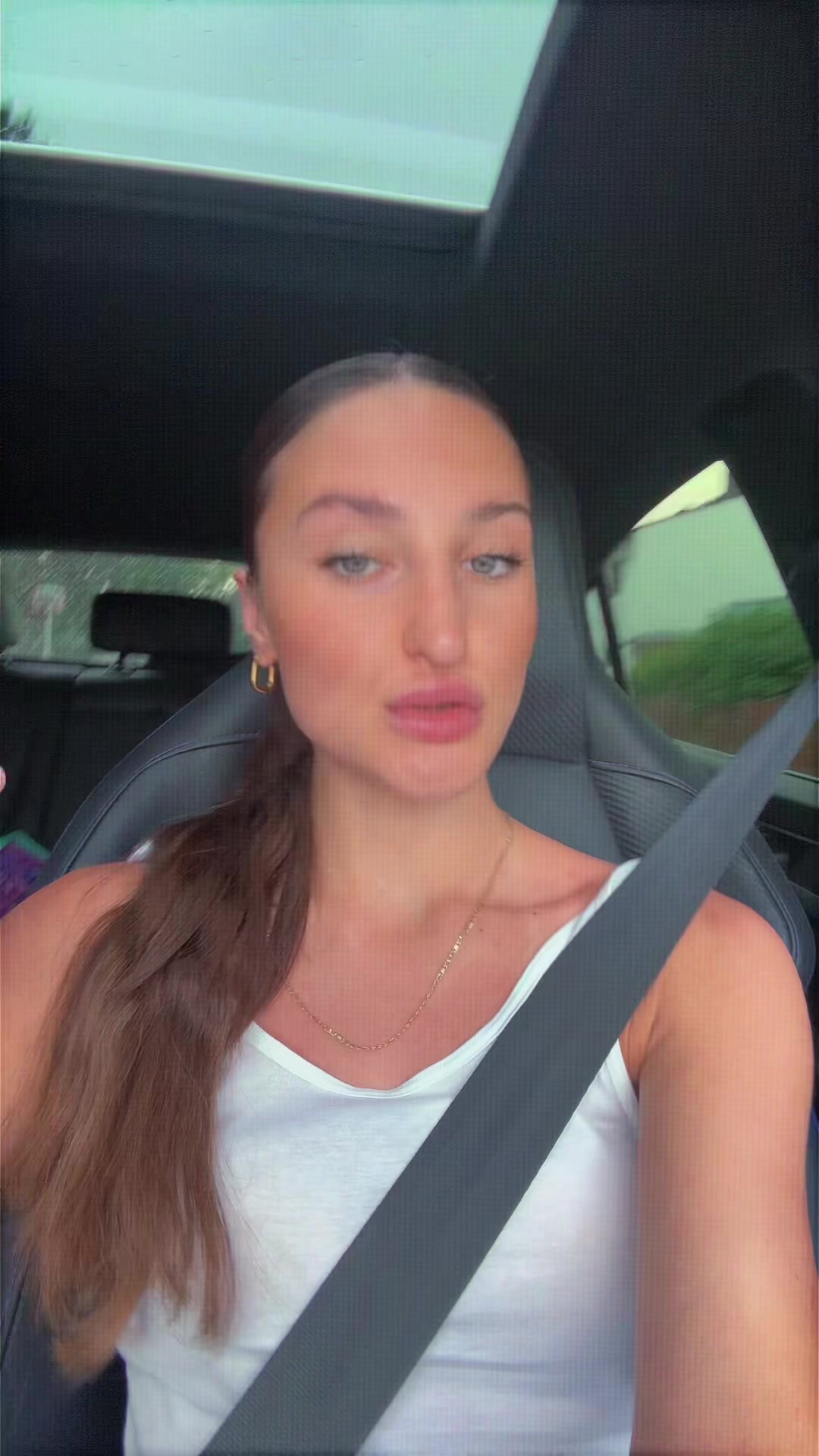 @Ana