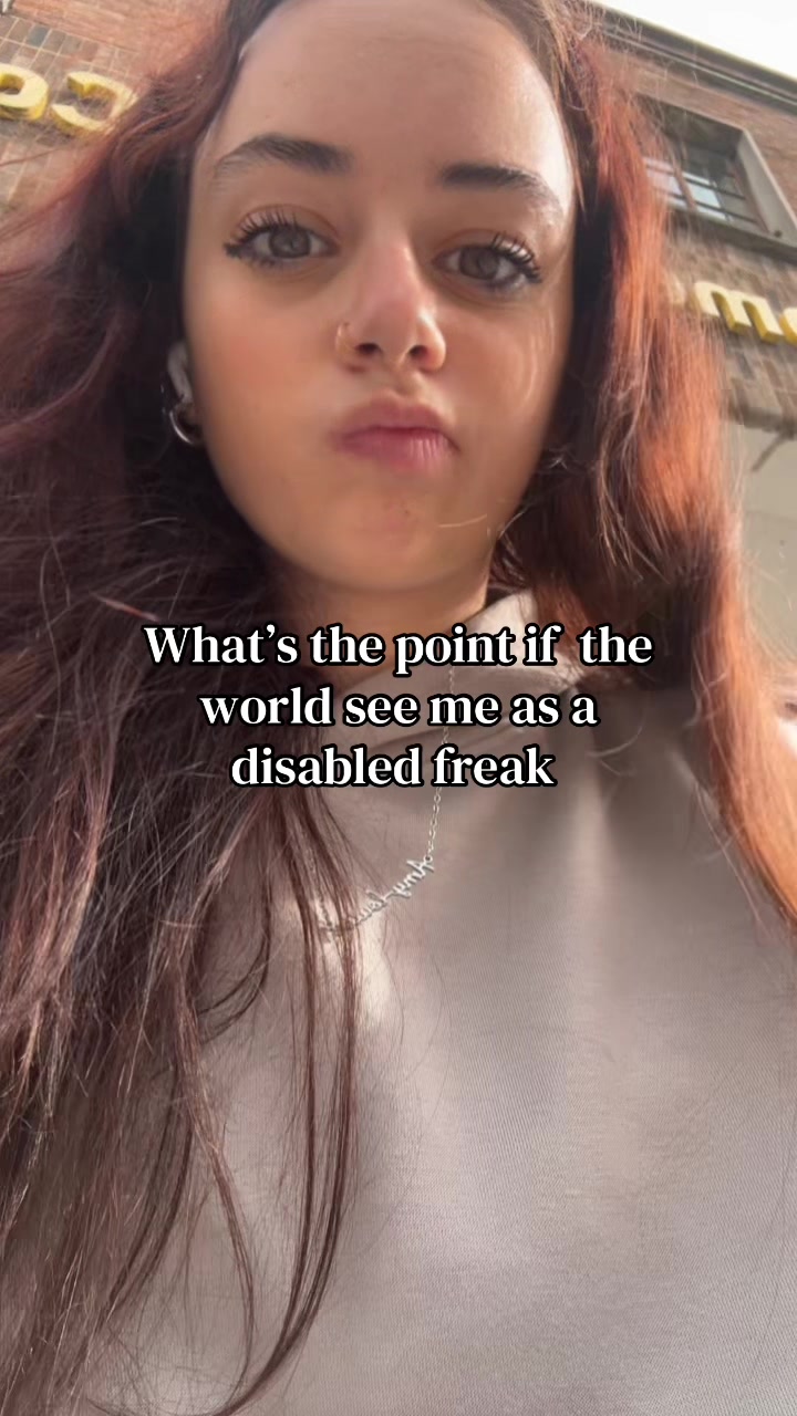 @amylouisexx44