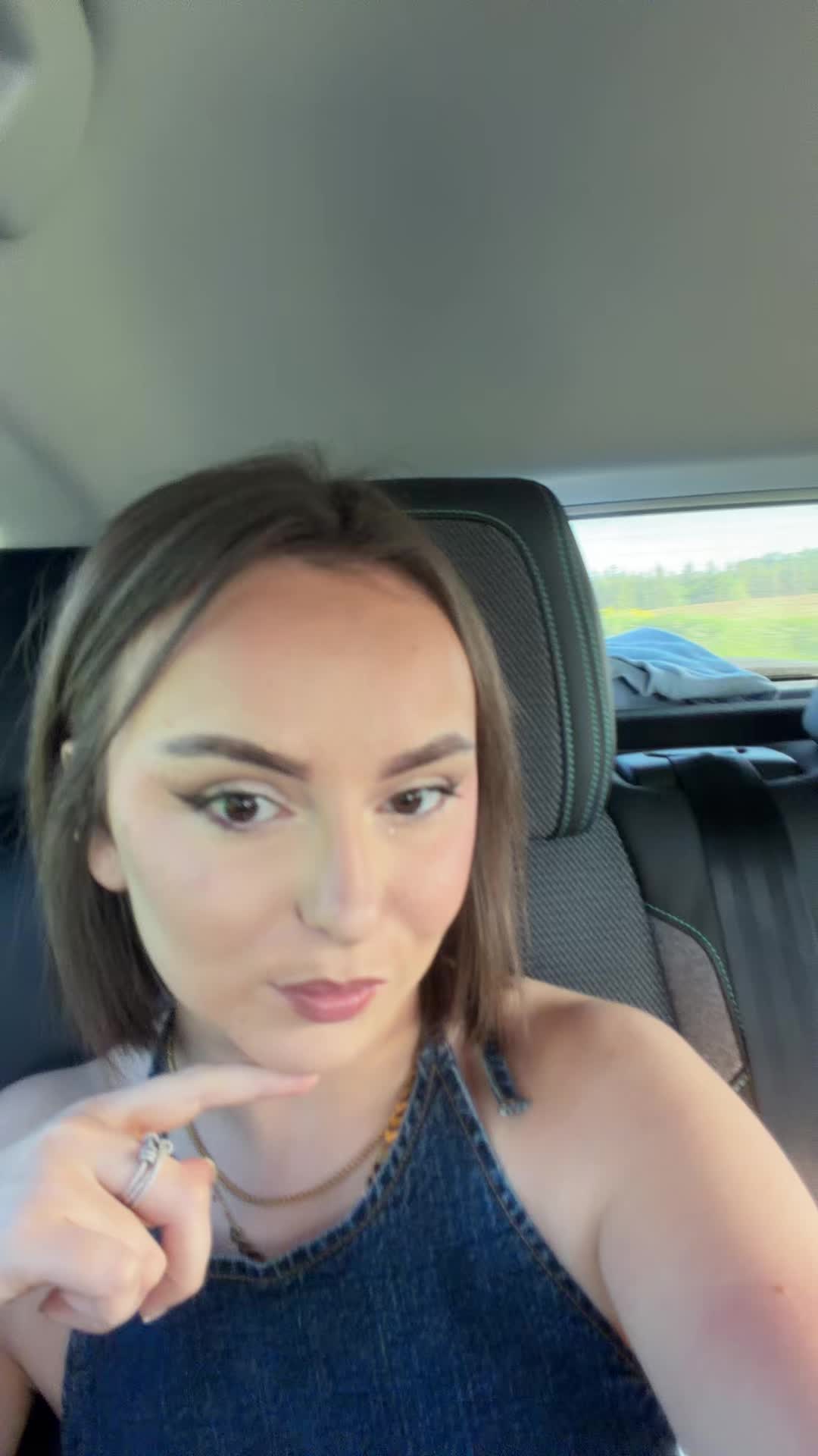 @juuulaayyy_