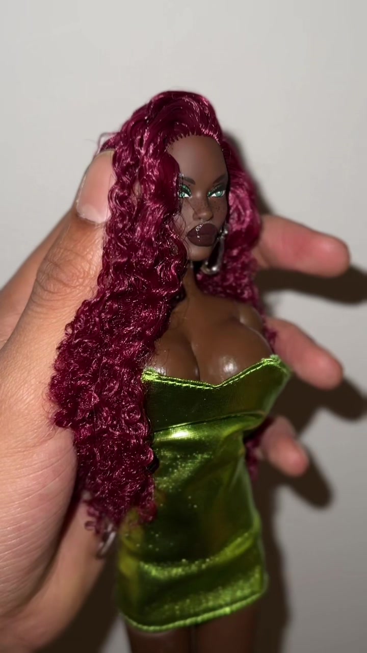 @AFTER2AM.dolls