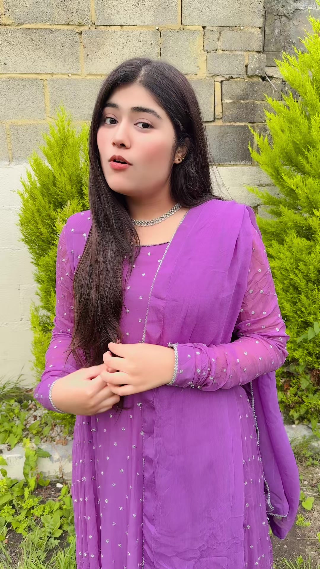 @LARAIB