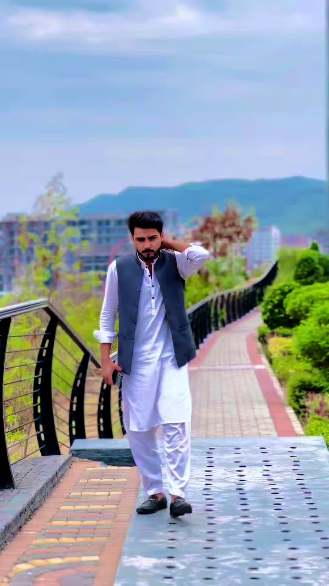 @Shobii khattak