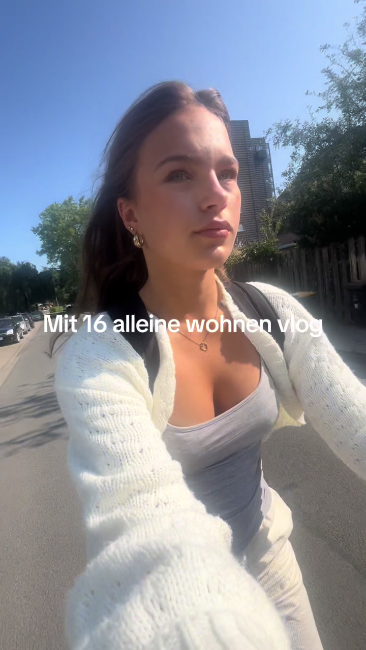 @vlogwithmarlene