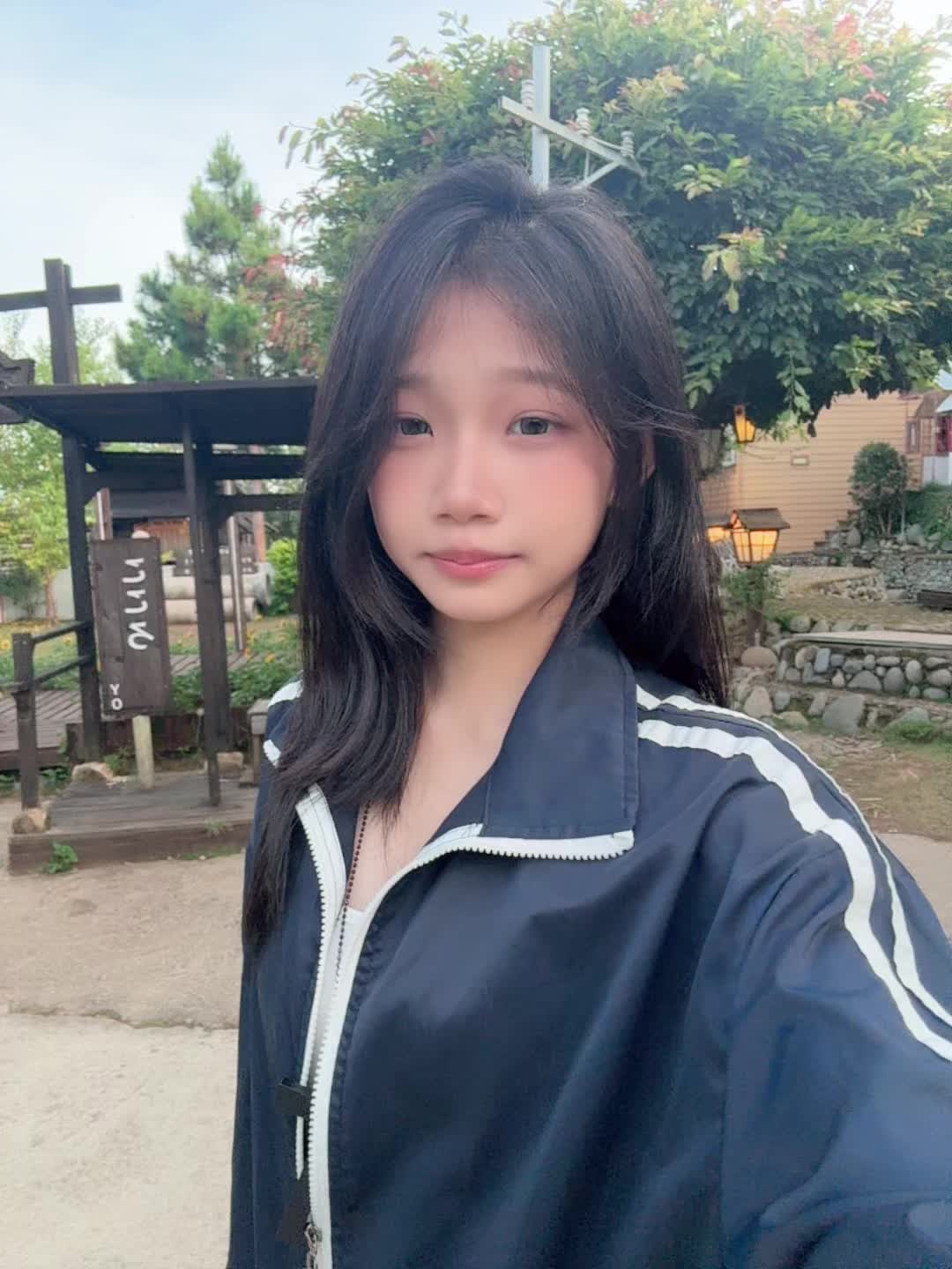 @camm27_3