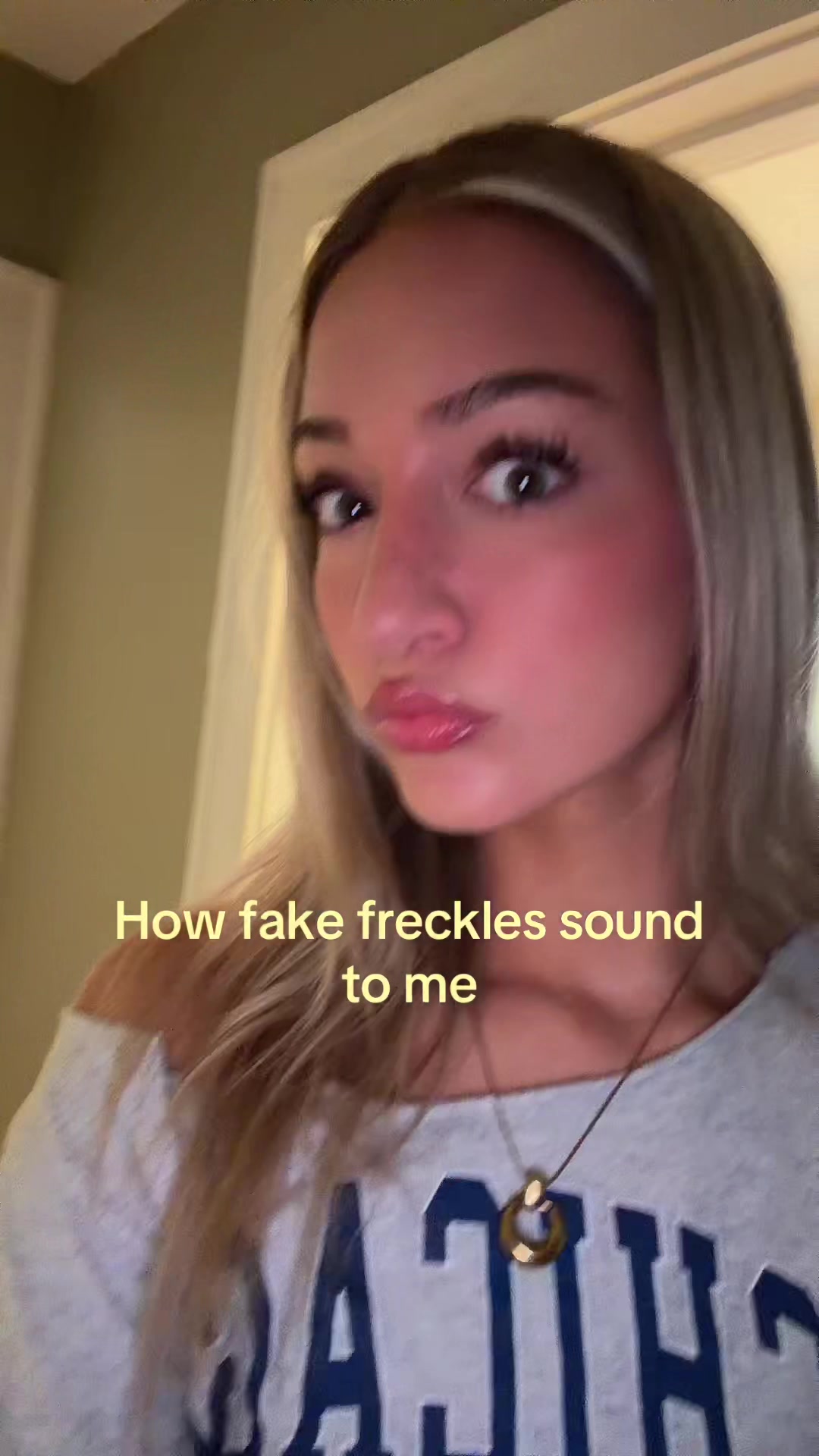 @caitlynnavery