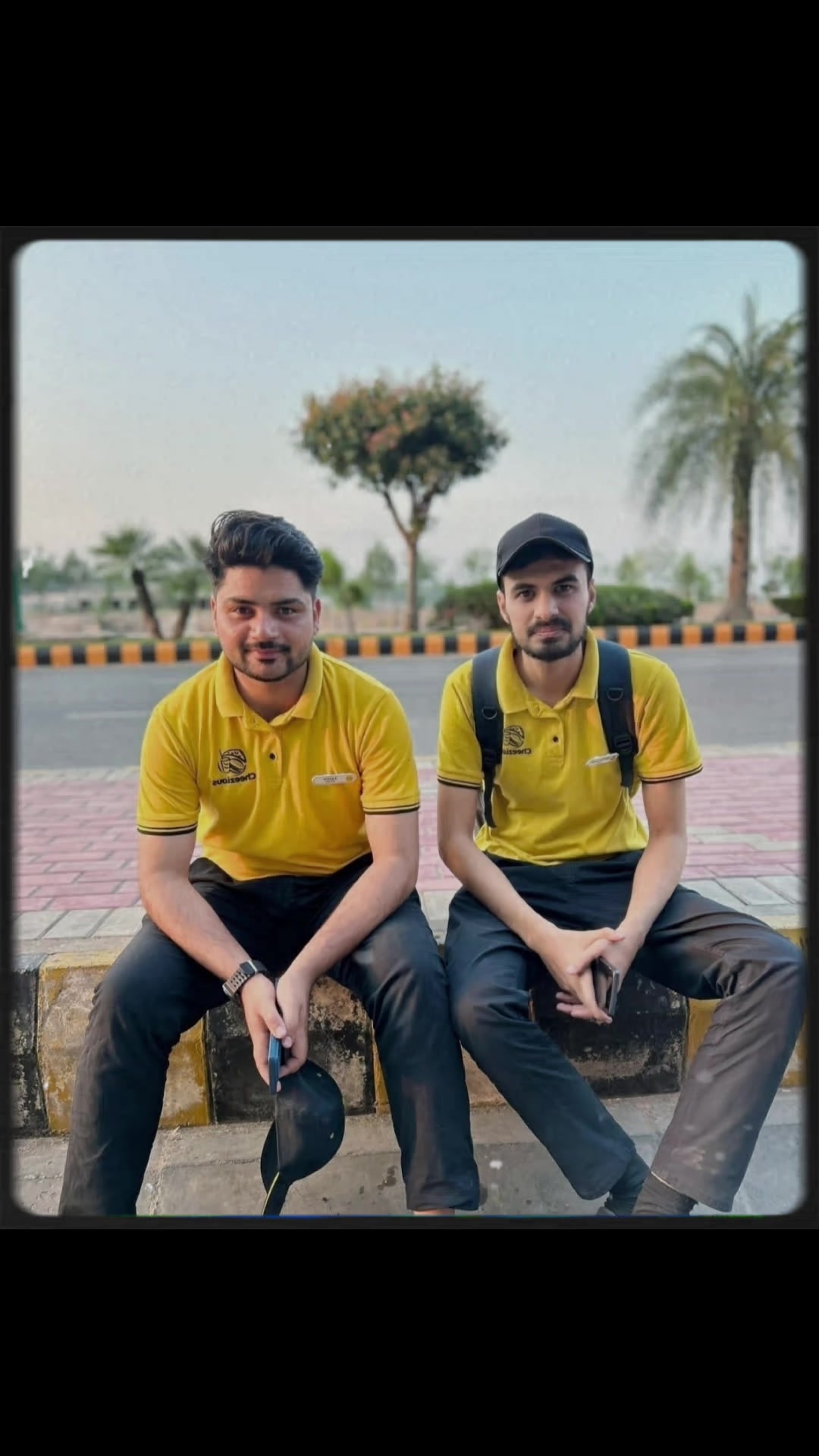 @Tahir Raz 👻