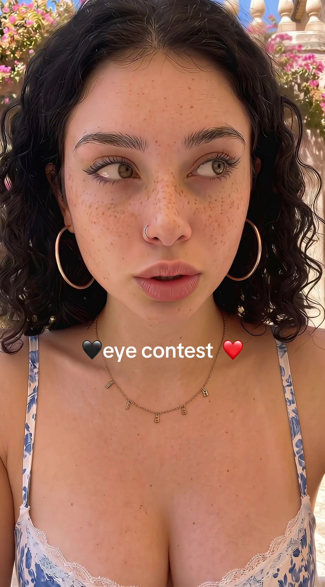@Roxiiilove