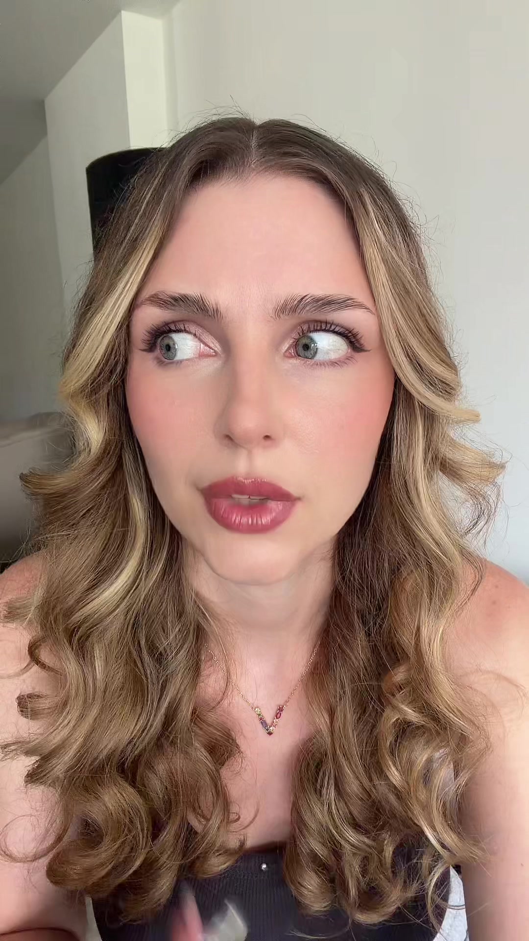 @Vika M