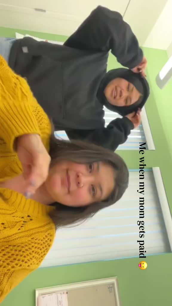 @notnaomi 🤫