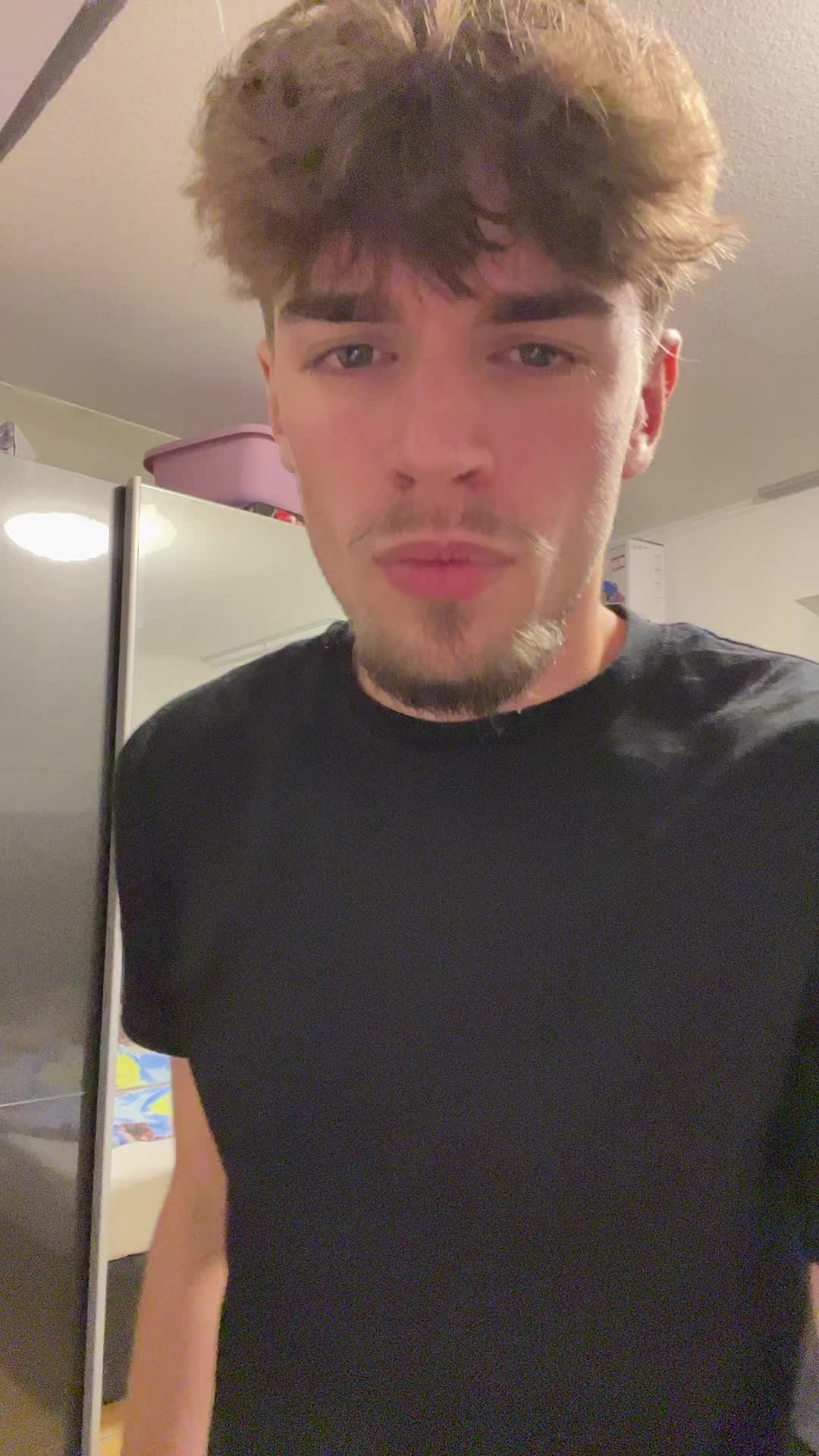@EdoMedo🐻🇧🇦