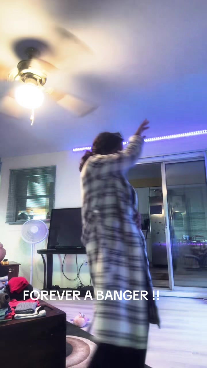@itsgivinglexi