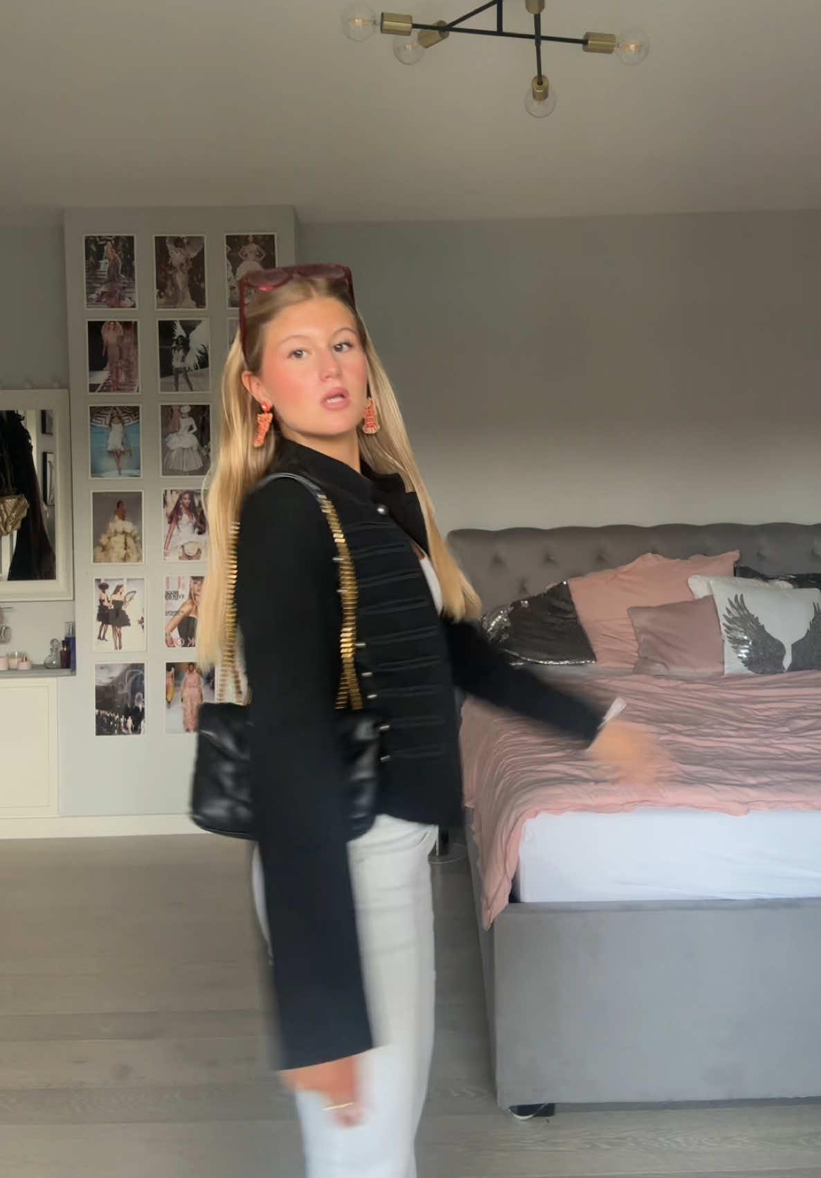 @Joliene