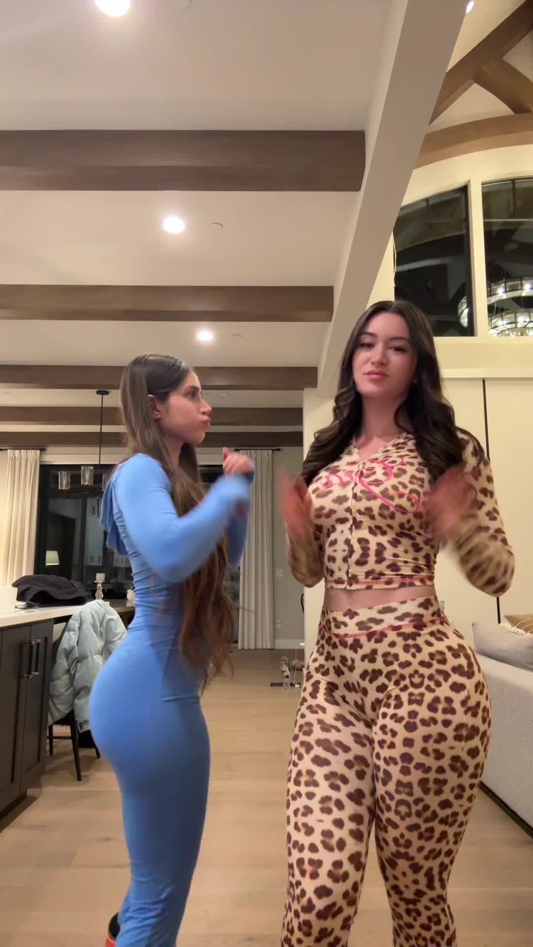 @emb8800