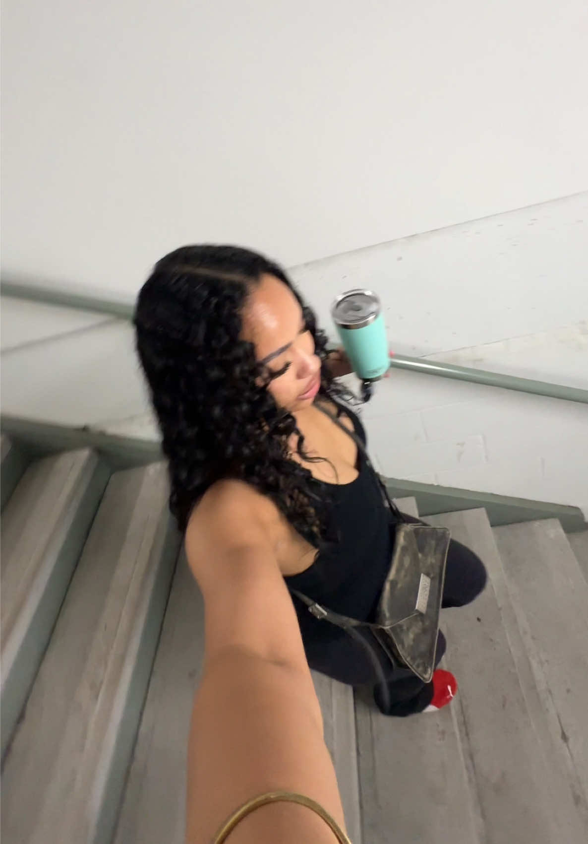 @Bella