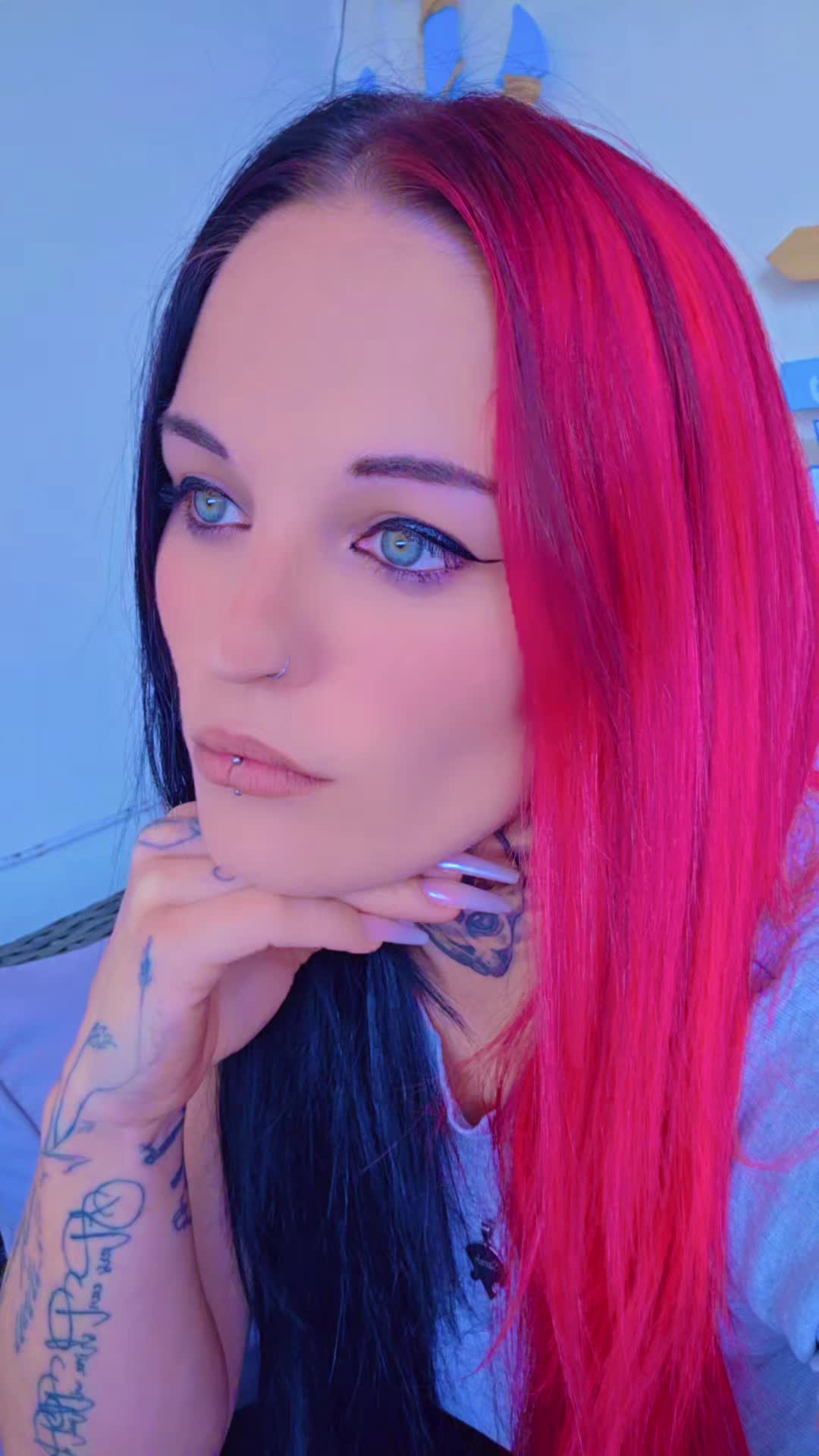 @🖤Sarah&hearts;️