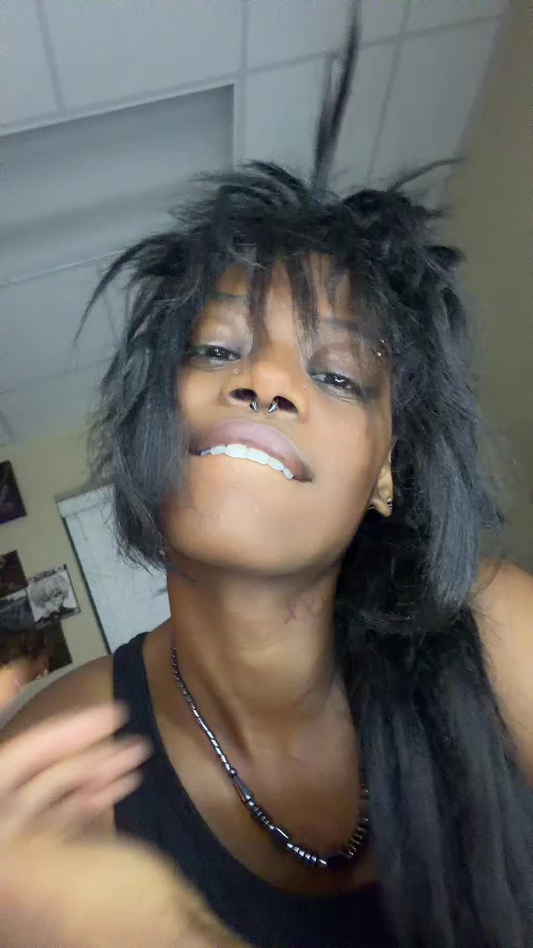 @tiyetta