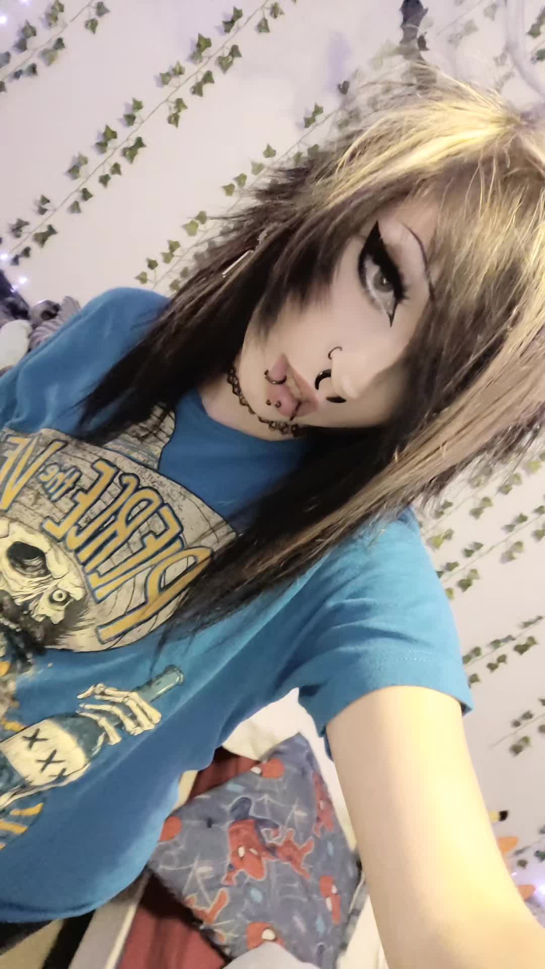 @carleigh curse 🕸️