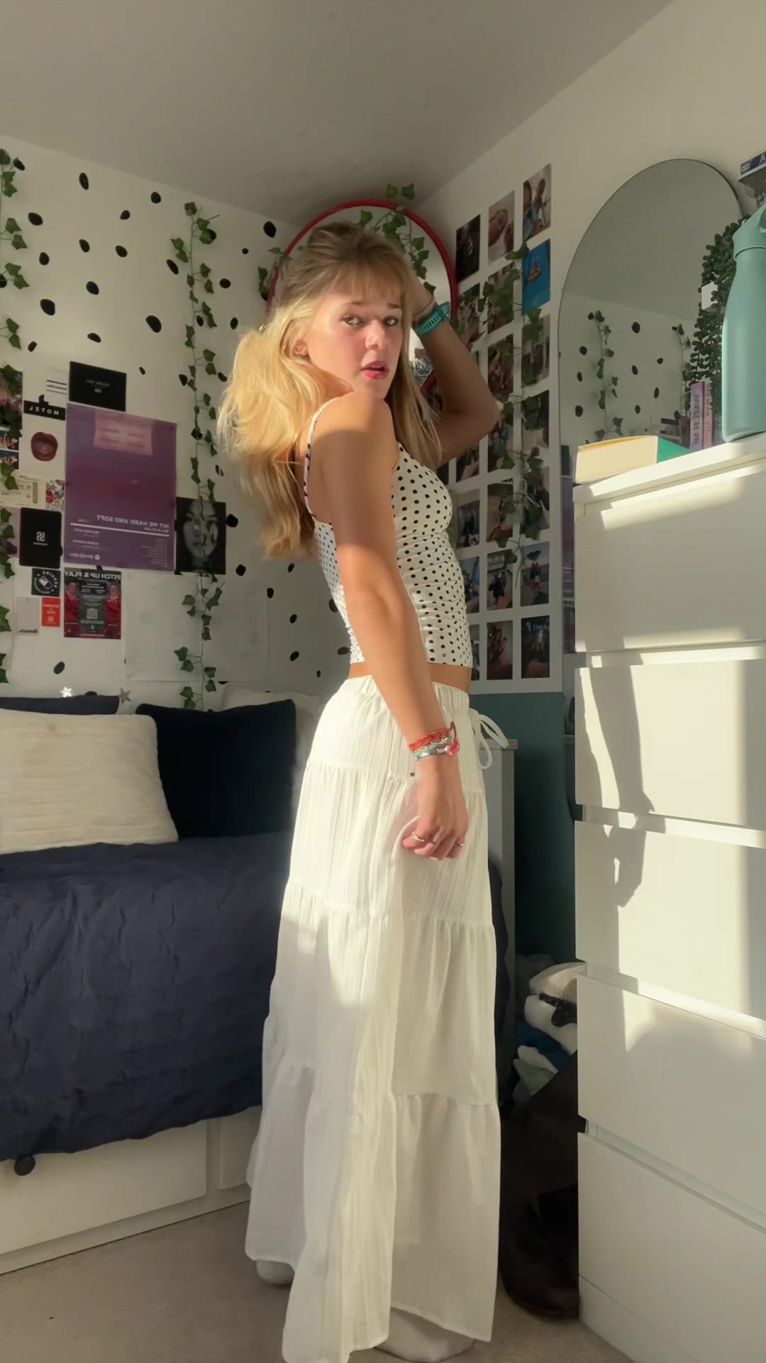 @anniee