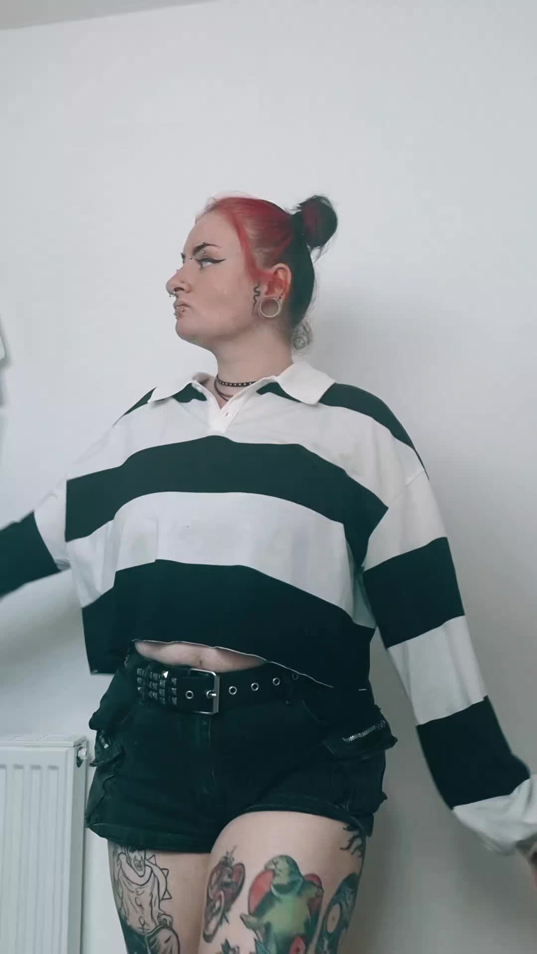 @ErinJayne