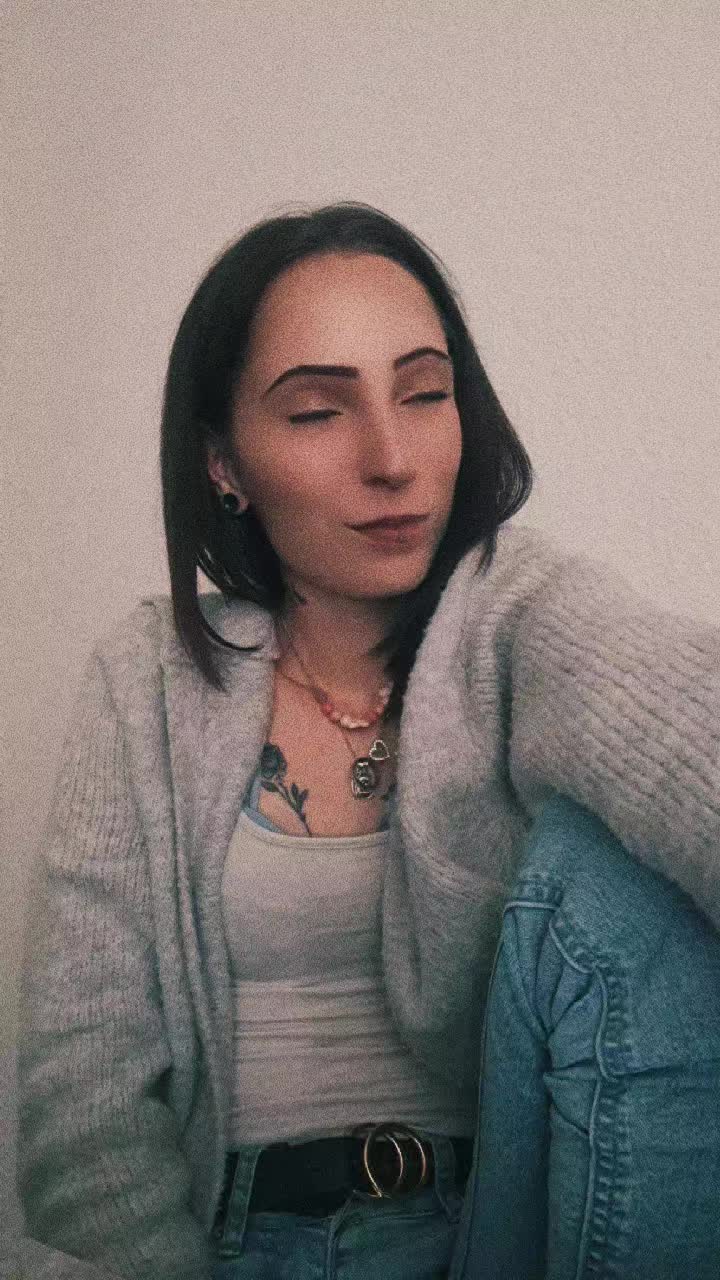 @❤️🖤