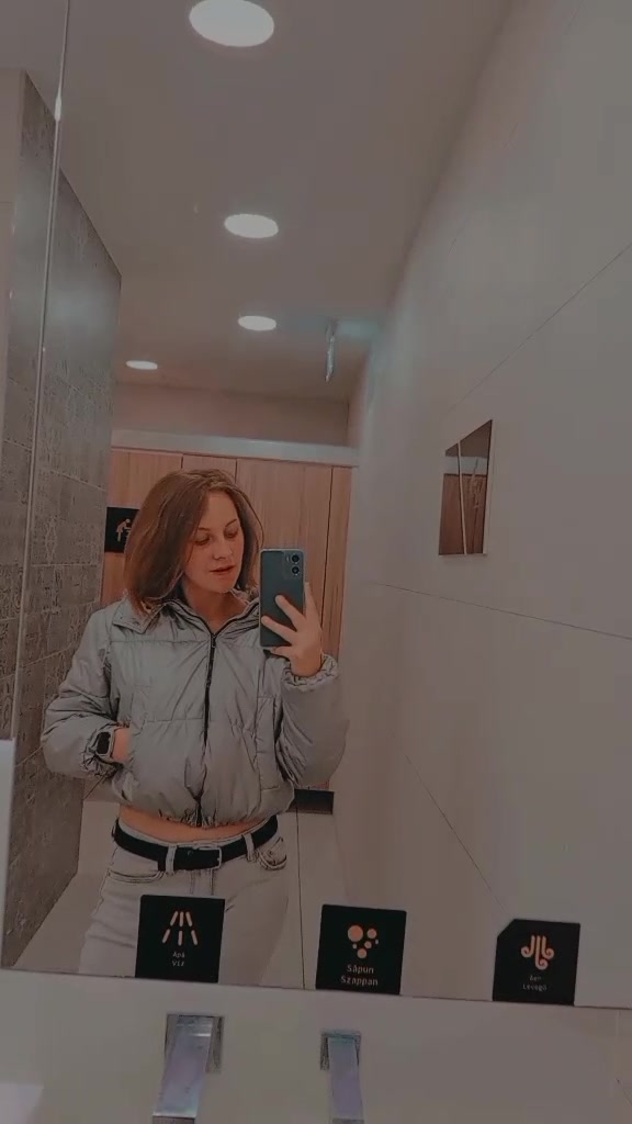 @Noemi Melania
