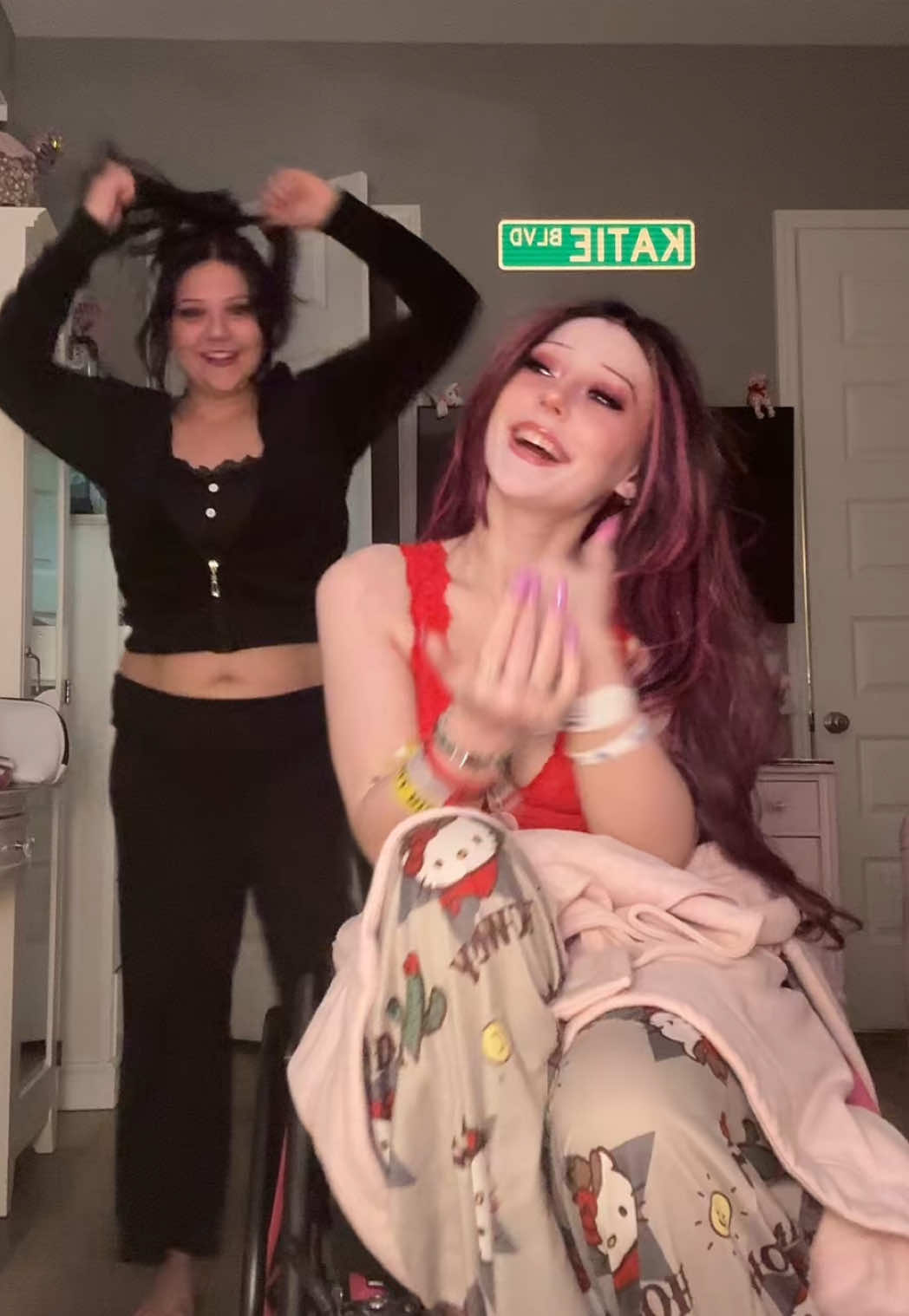 @KT⋆˚✿˖°