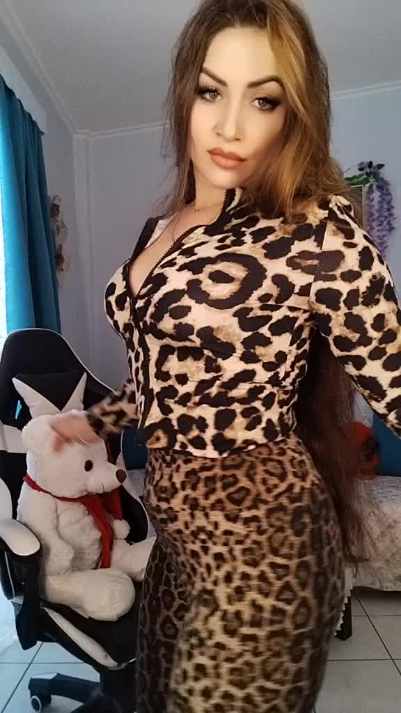 @❣︎✰𝗔𝗡𝗗𝗥𝗘𝗘𝗔✰❣︎