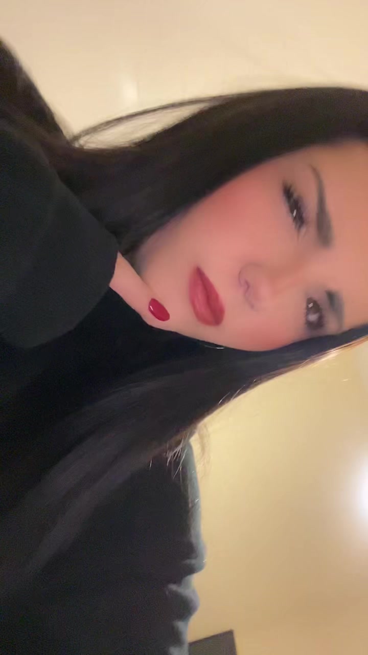 @๐๐ซ๐ฅ๐๐ง๐ ๊จ