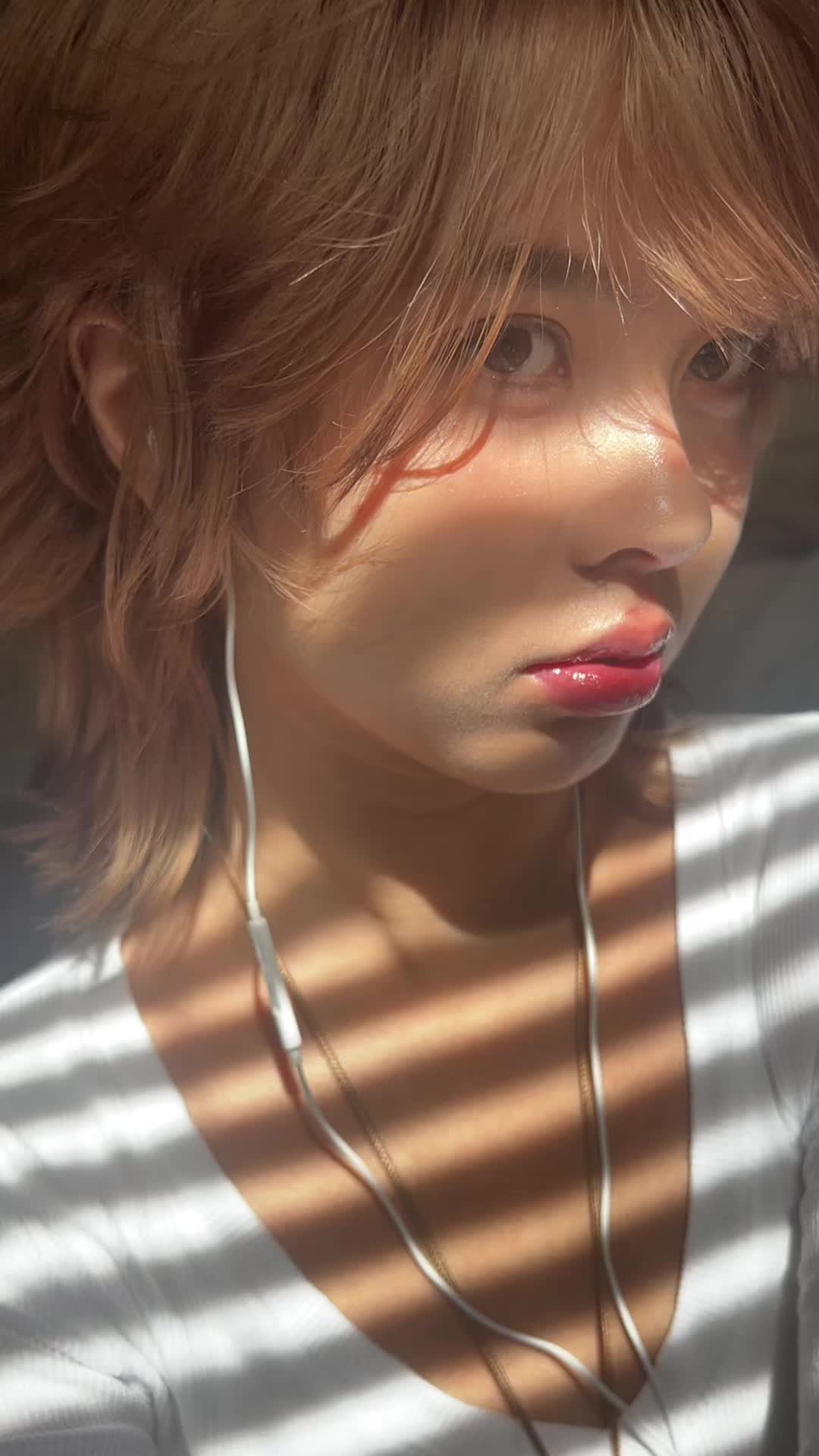 @twitch.tv/chickenlover_76