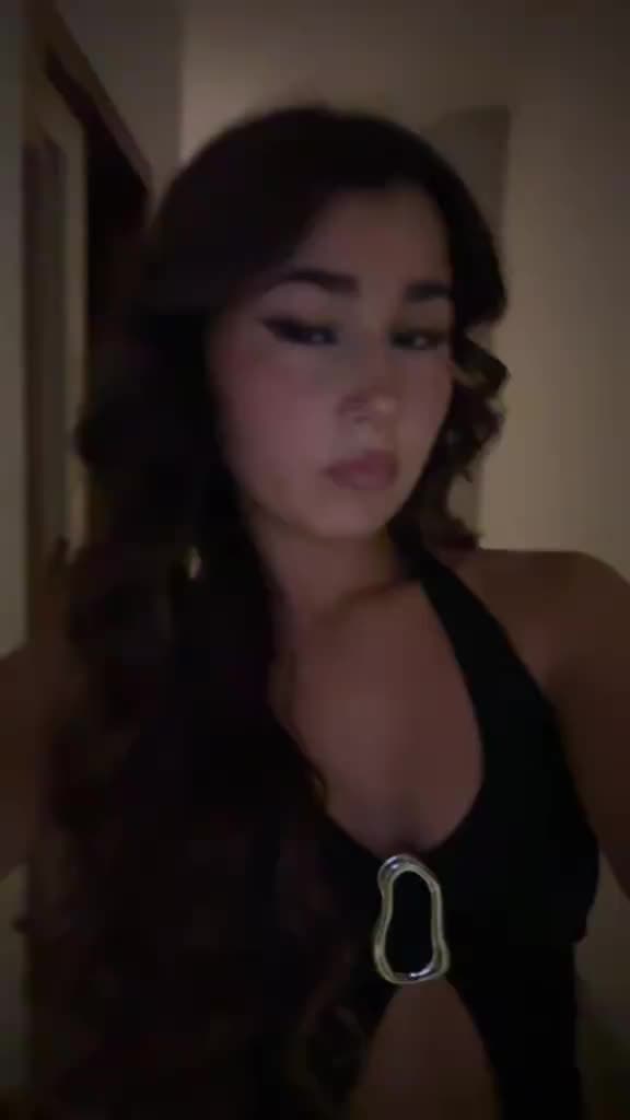 @𝓲𝓵𝓮𝓷𝓲𝓪 🦇
