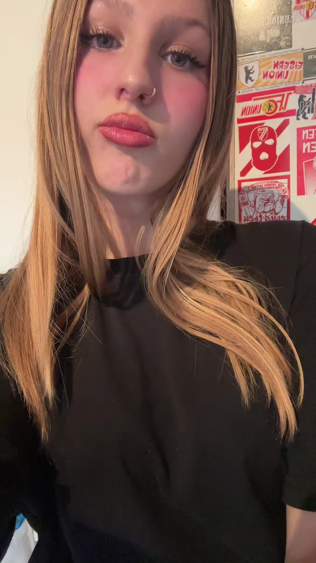 @️