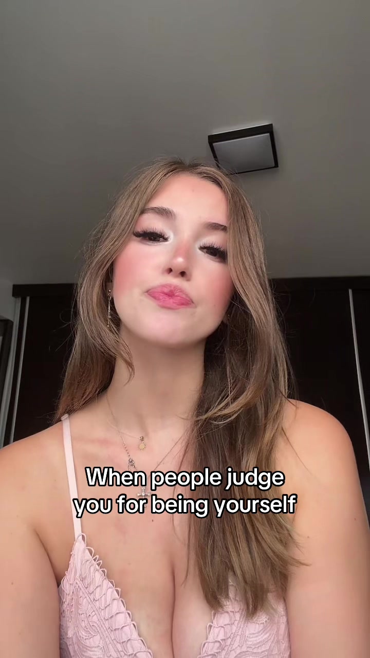 @Miriamisuwu ๐ฐ๐๐ฆ