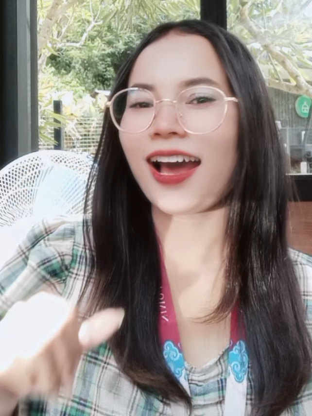 @Helen sirait
