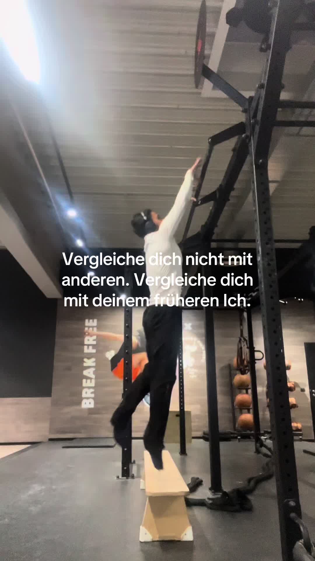 @🥷