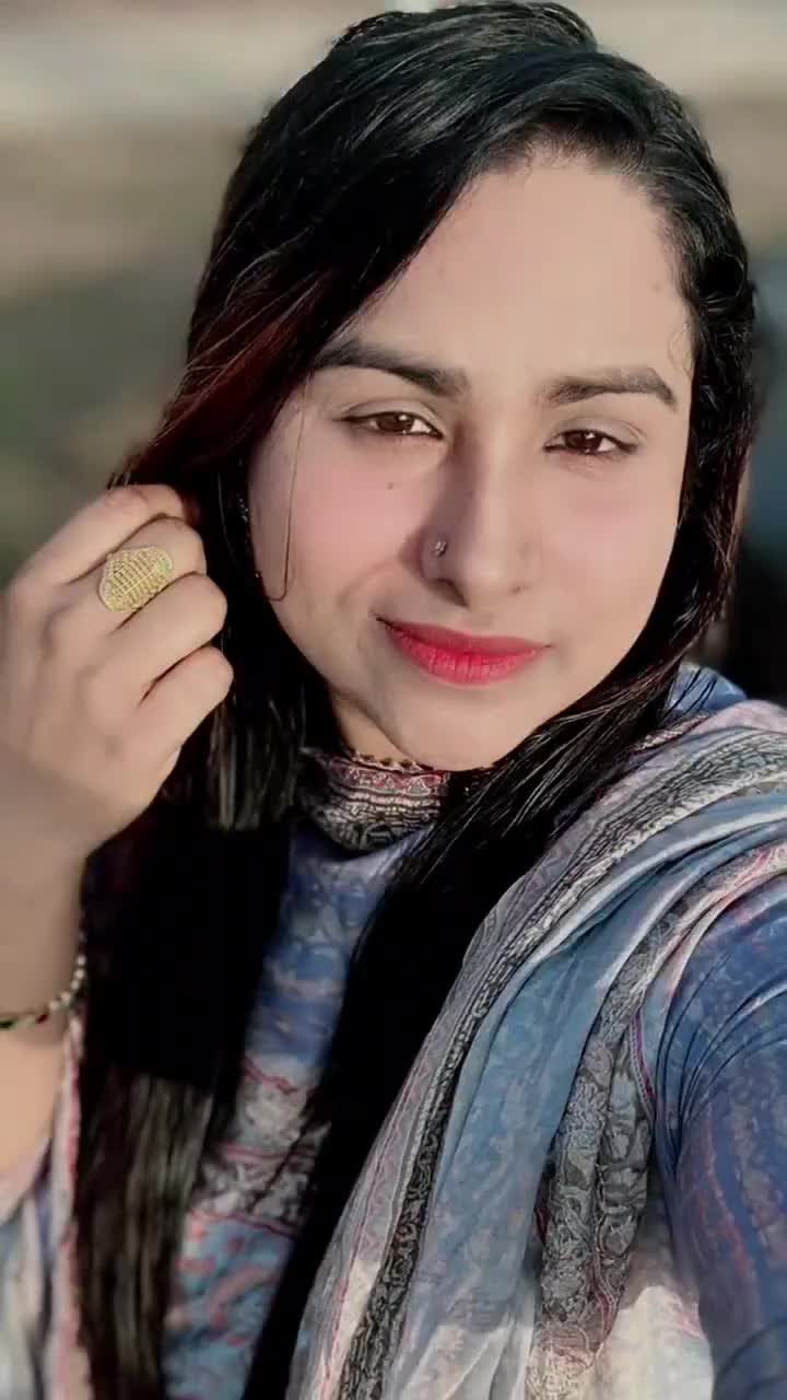 @🧕Queen smile👸