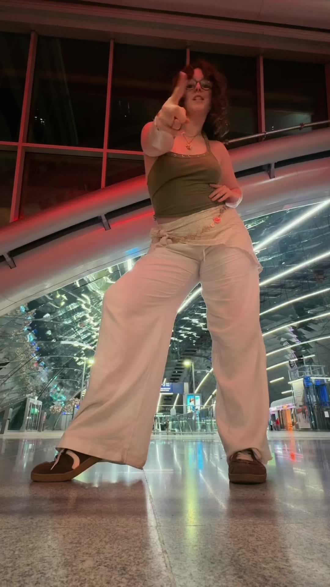 @Kira Angela 🩰