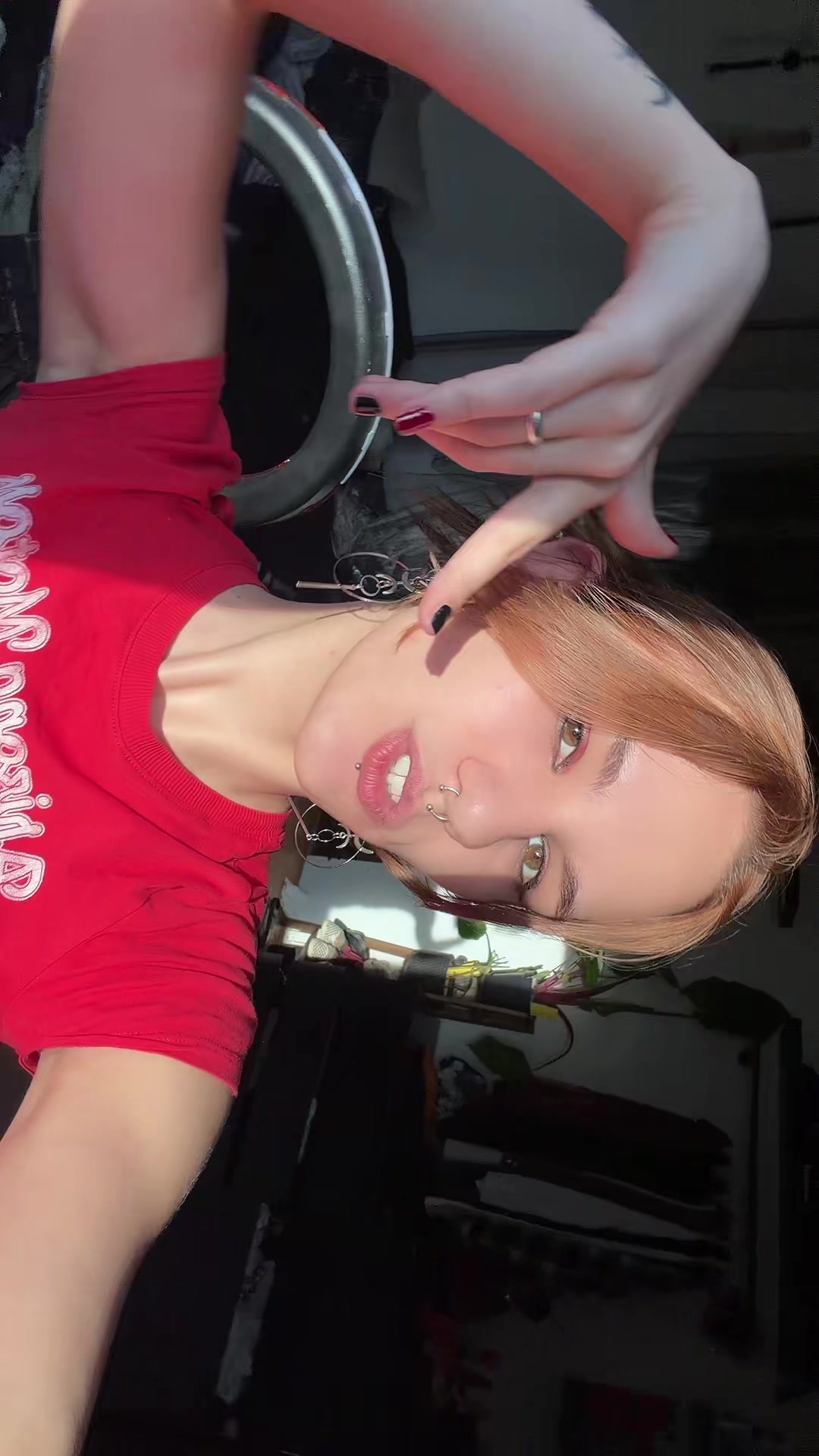 @elissstar