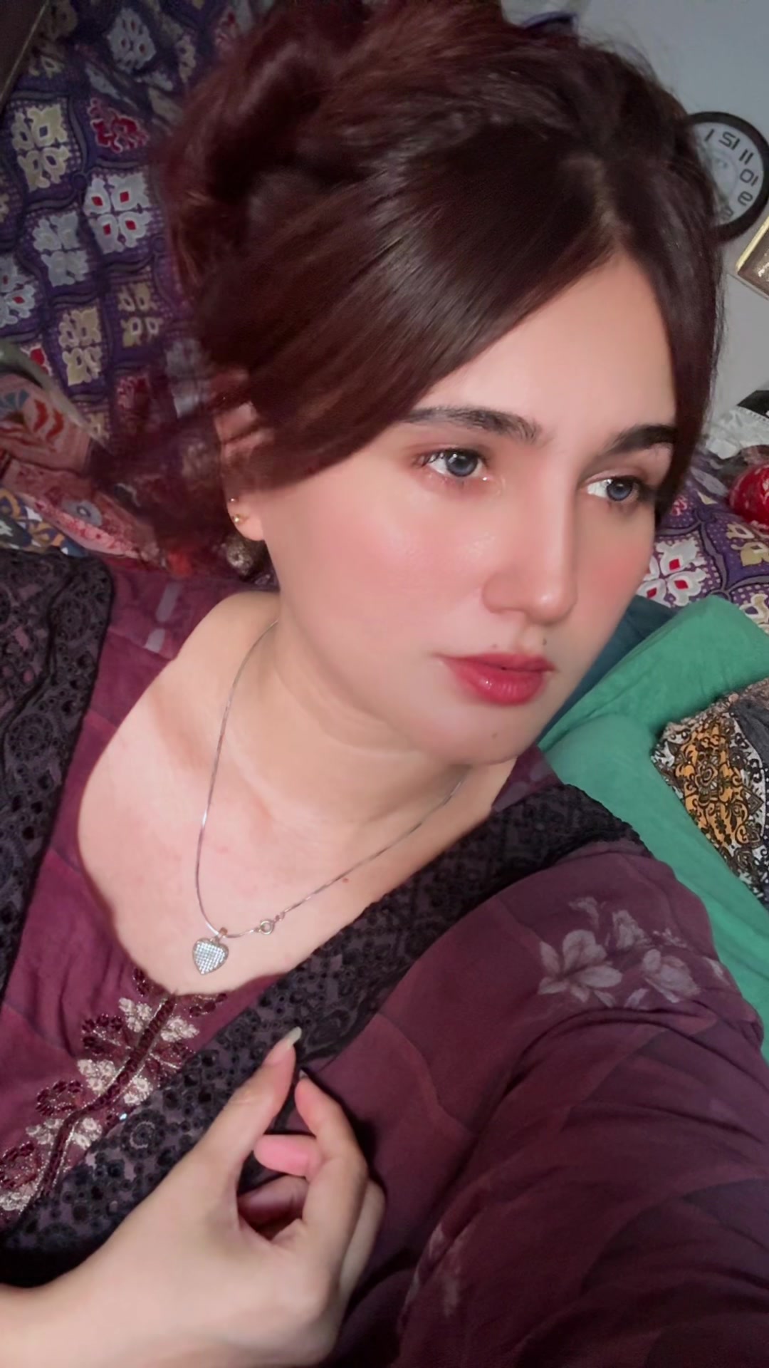 @Isha Hashmi.🥀👑