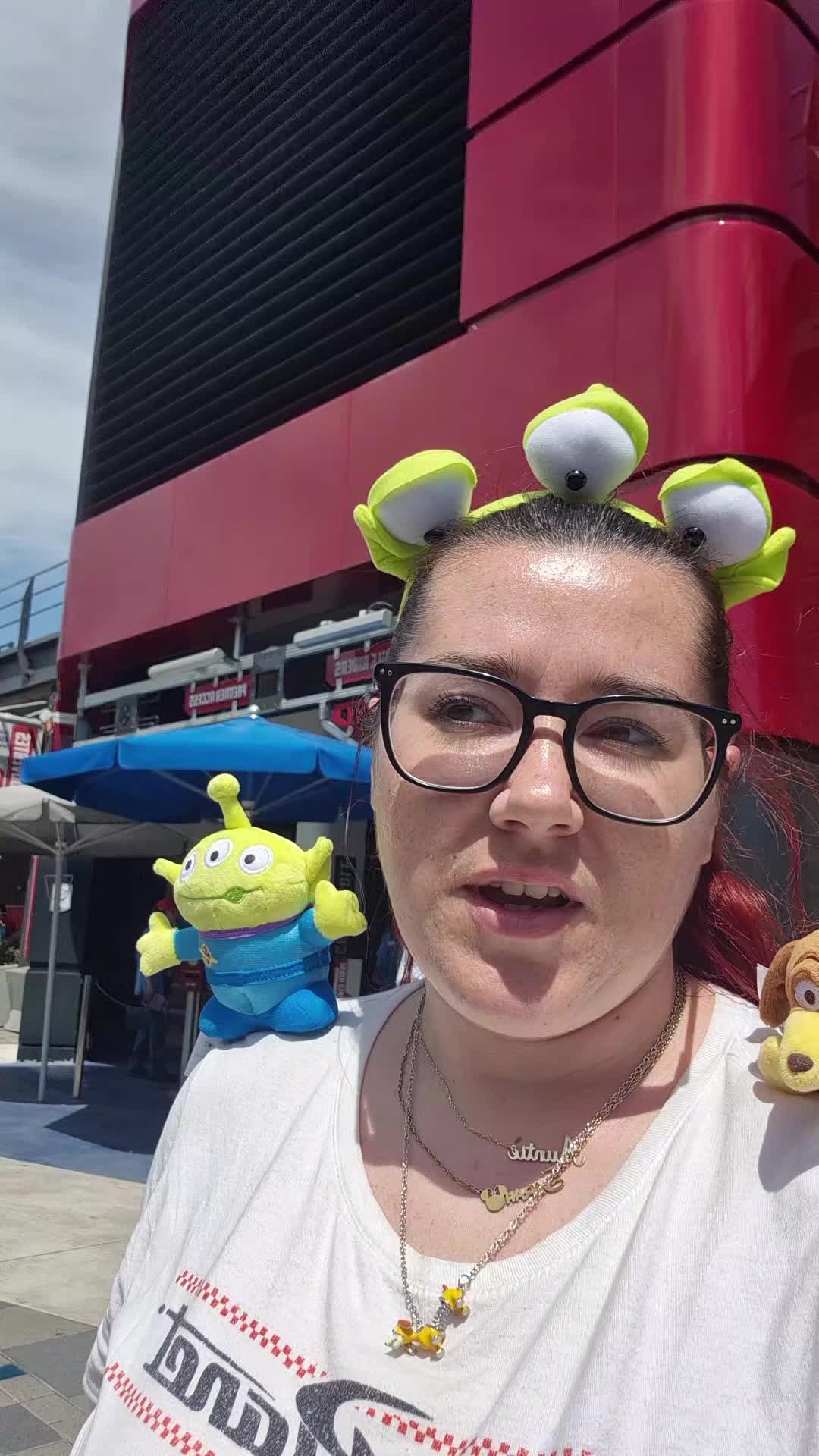@sarah_on_main_street