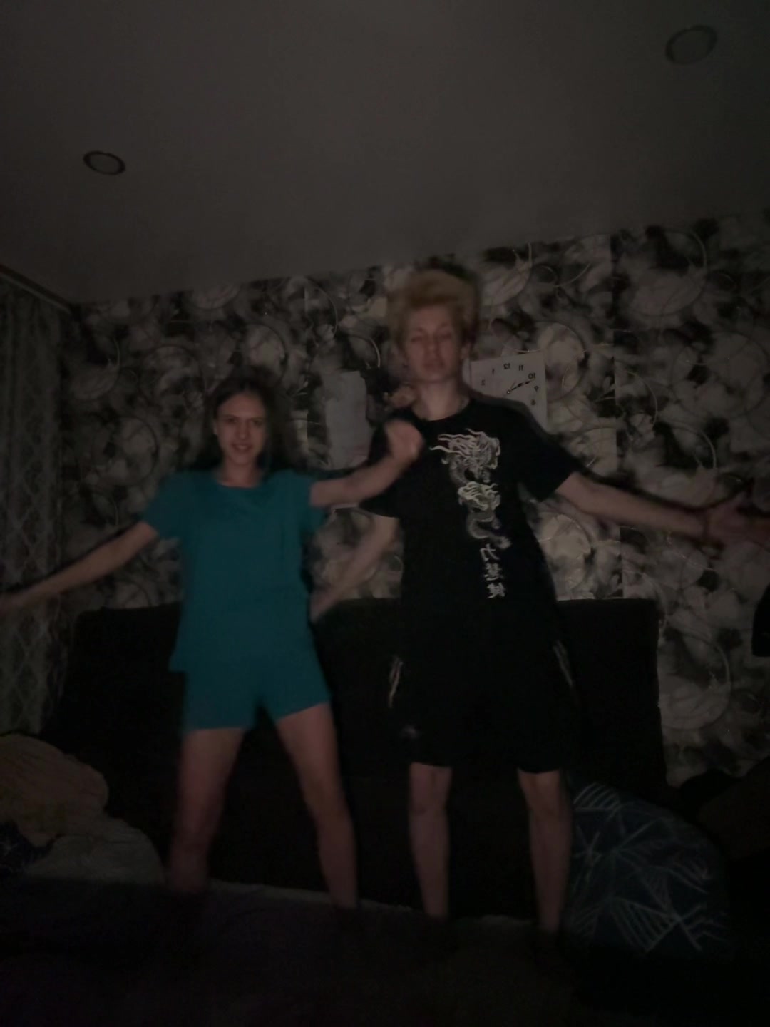 @TignaryC0