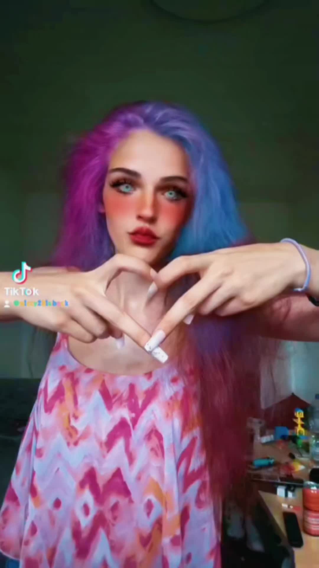 @Nicole Anastasia Annliya🦄