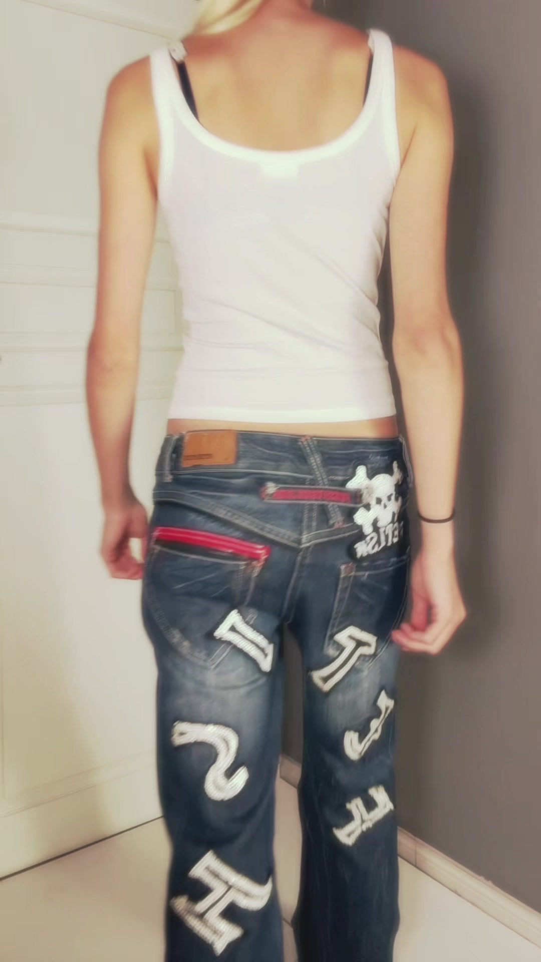 @Tinlesell.se