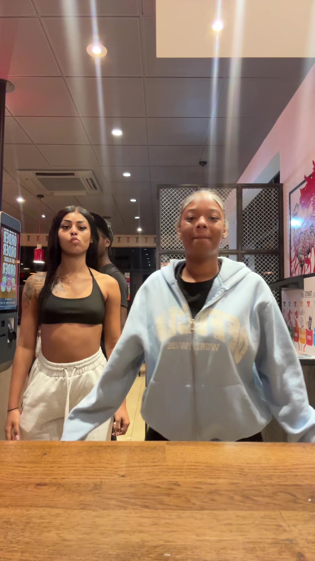 @theyluvvmarns