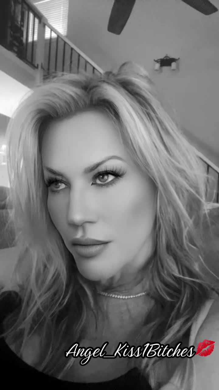 @Angel_Kiss1Bitches