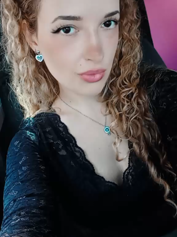 @Sofia__Lov___